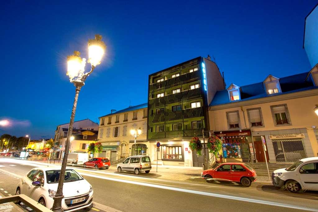 Cit'Hotel De La Marne Тарб Екстериор снимка