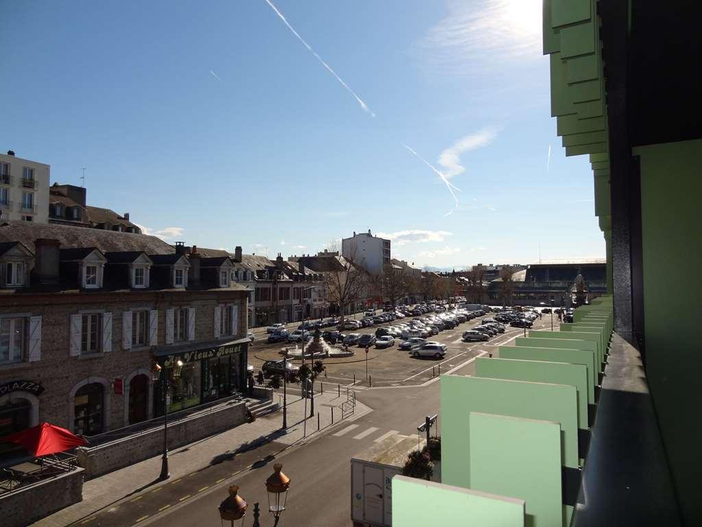 Cit'Hotel De La Marne Тарб Екстериор снимка
