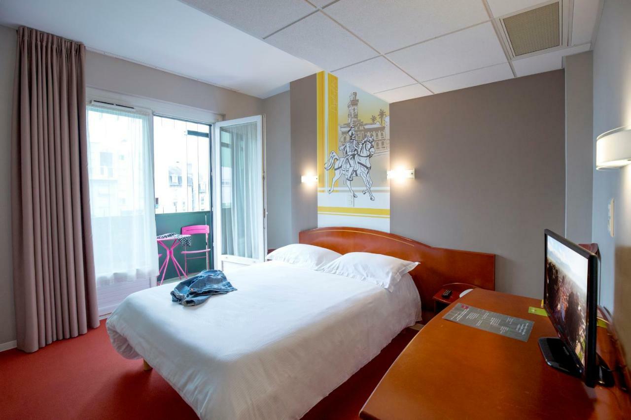 Cit'Hotel De La Marne Тарб Екстериор снимка